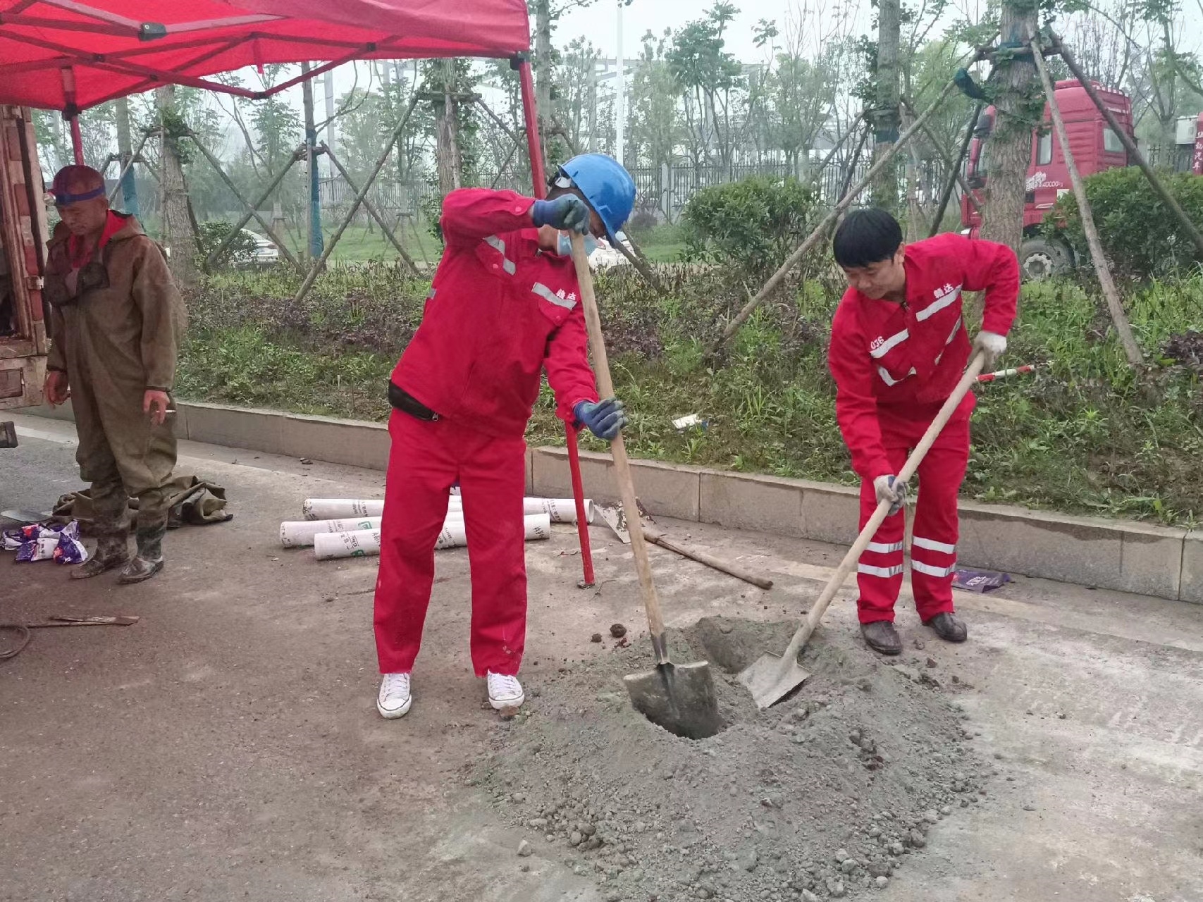 滴道管道疏通哪家好】及时进行市政管道清淤